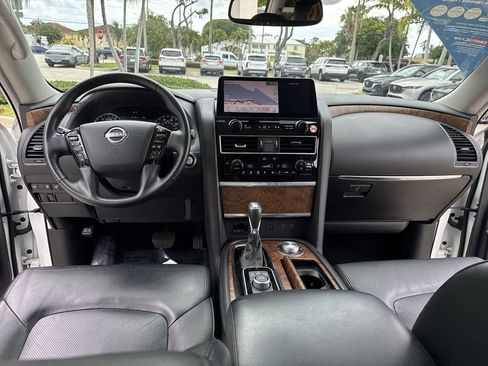Used 2024 Nissan Armada SL w/ Captain's Chairs Package AWD/4WD image 36