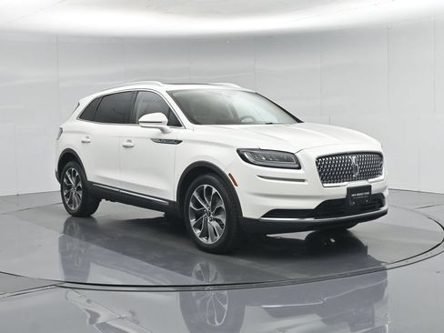 Used 2023 Lincoln Nautilus Reserve w/ Luxury Package AWD/4WD image 58