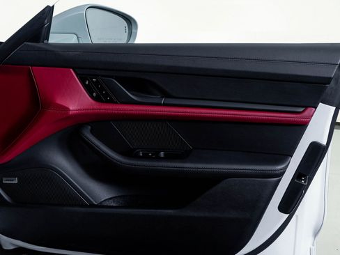 Used 2024 Porsche Taycan 4S w/ Premium Package image 16