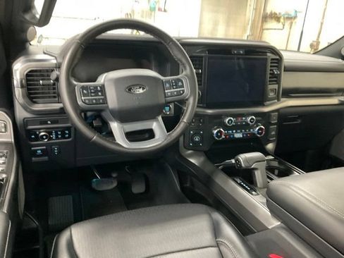 Used 2025 Ford F150 Lariat w/ Equipment Group 502A High AWD/4WD image 9