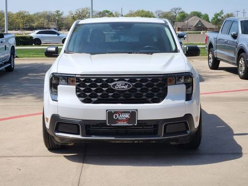 Used 2025 Ford Maverick XLT w/ Equipment Group 302A AWD/4WD image 10