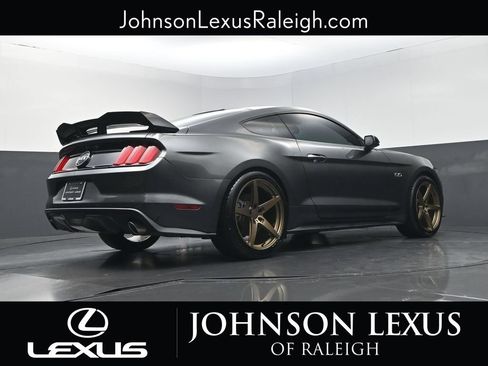 Used 2016 Ford Mustang GT Premium w/ Equipment Group 401A RWD image 17