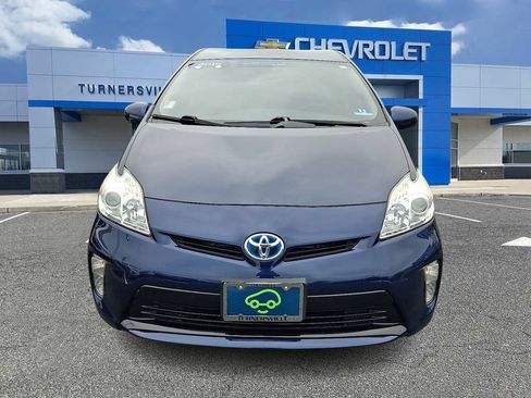 Used 2015 Toyota Prius Three FWD image 2