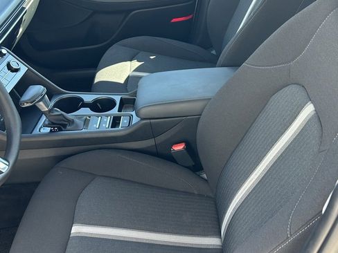 Used 2025 Hyundai Sonata SE image 11