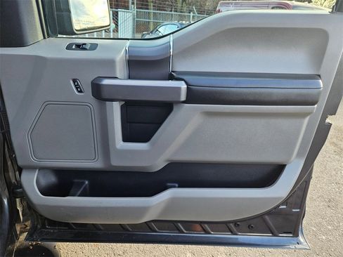 Used 2020 Ford F150 XLT w/ Equipment Group 302A Luxury image 17