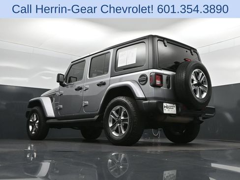 Used 2021 Jeep Wrangler Unlimited Sahara AWD/4WD image 40
