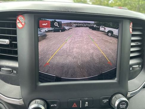 Used 2024 RAM 3500 Big Horn image 29