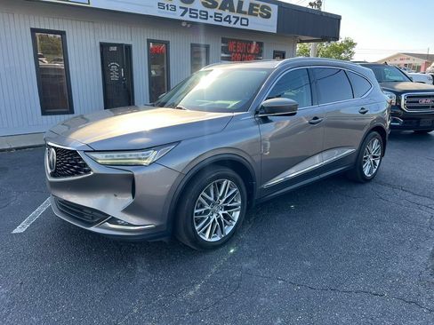 Used 2022 Acura MDX SH-AWD w/ Advance Package image 2