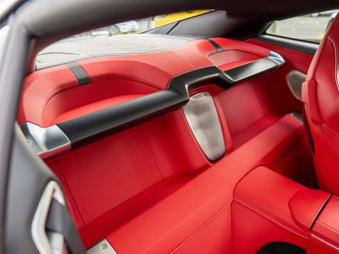 New 2025 Aston Martin Vanquish image 30