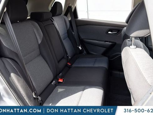 Used 2023 Nissan Rogue SV AWD/4WD image 17