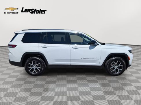 Used 2023 Jeep Grand Cherokee L Limited w/ Luxury Tech Group II image 6