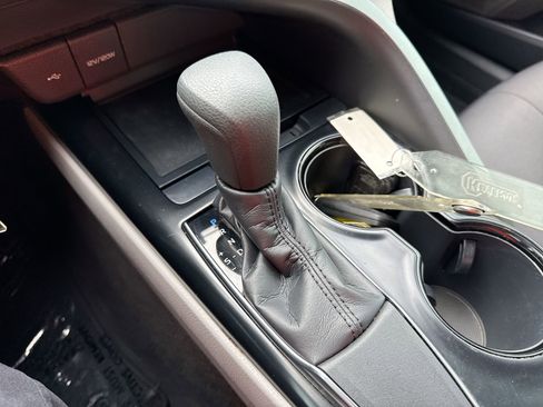 Certified 2020 Toyota Camry LE FWD image 20