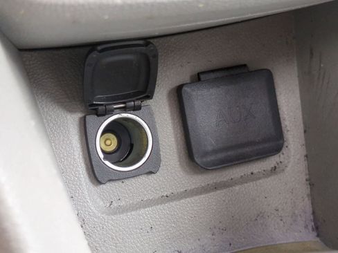Used 2015 Buick Encore Leather FWD image 33