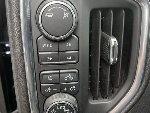 Used 2019 Chevrolet Silverado 1500 LT Trail Boss image 19