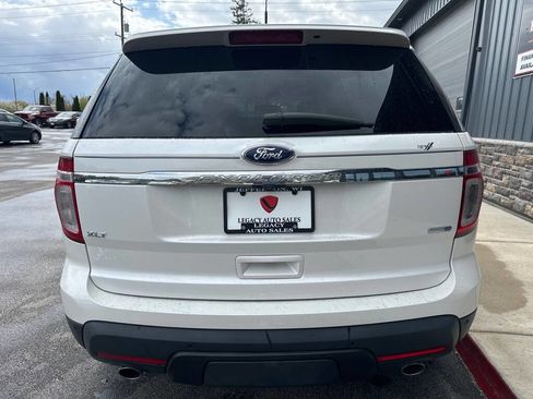 Used 2013 Ford Explorer XLT AWD/4WD image 4
