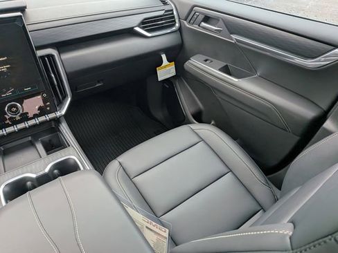 New 2026 GMC Acadia Elevation w/ Black Edition FWD image 19