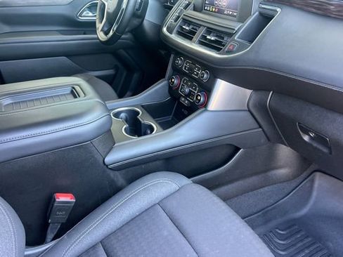 Used 2024 Chevrolet Tahoe LS RWD image 20