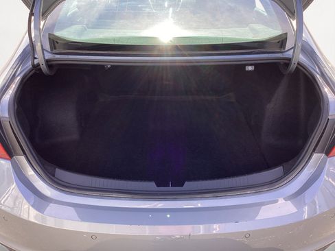 Used 2024 Chevrolet Malibu LT image 16