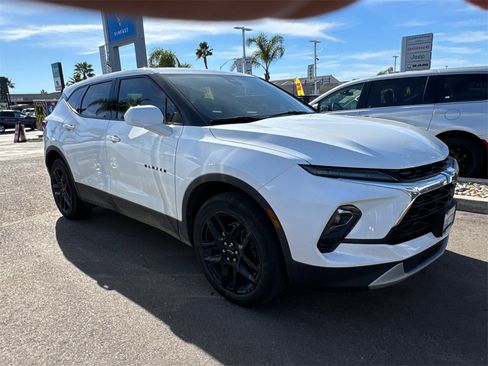 Used 2023 Chevrolet Blazer LT image 5