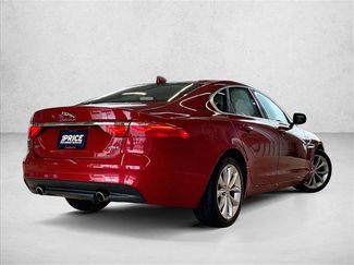 Used 2018 Jaguar XF Premium RWD video 2