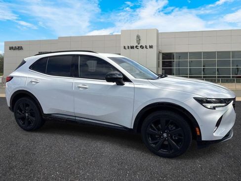 Used 2022 Buick Envision Essence w/ Technology Package II FWD image 1