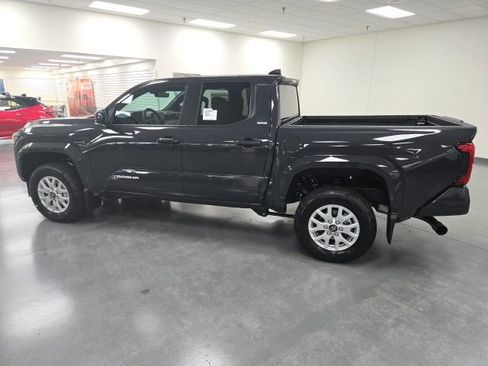 New 2026 Toyota Tacoma SR5 RWD image 3