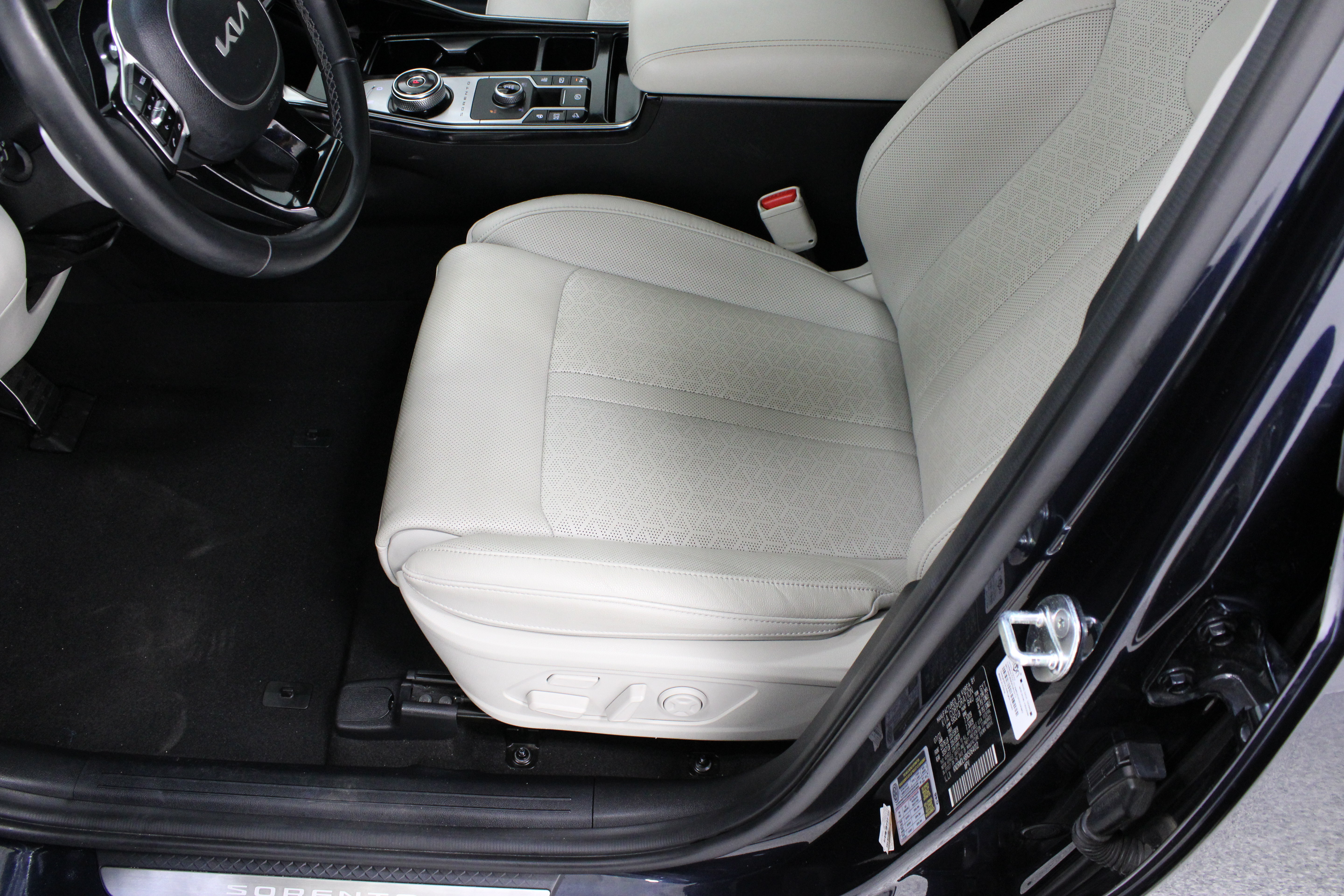 Used 2022 Kia Sorento SX Prestige AWD/4WD image 15