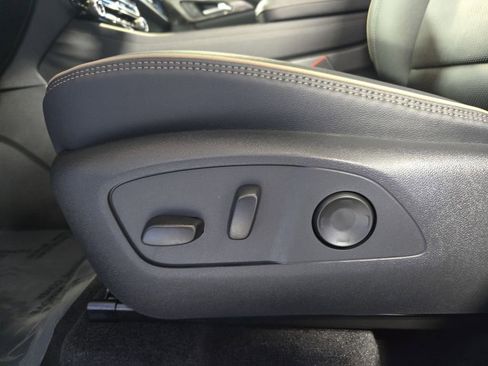 New 2026 Chevrolet Traverse High Country w/ LPO, Floor Liner Package image 29