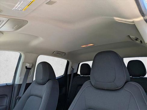 Used 2018 Chevrolet Colorado LT w/ LT Convenience Package AWD/4WD image 17