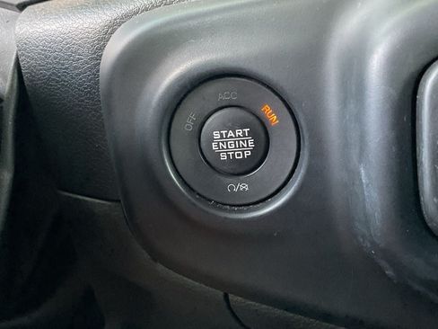 Used 2023 Jeep Wrangler Unlimited Sport AWD/4WD image 26