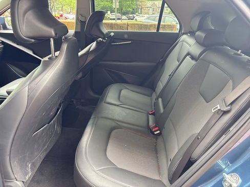 Certified 2024 Kia Niro EX FWD image 10