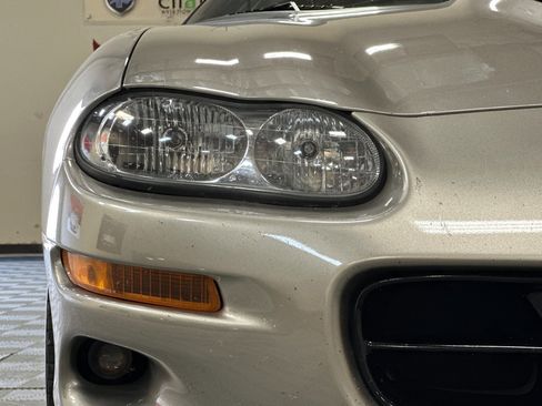 Used 2002 Chevrolet Camaro Z28 w/ SS Performance/Appearance Pkg image 41