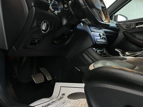 Used 2017 INFINITI QX30 Sport w/ Sport Leather Package image 25