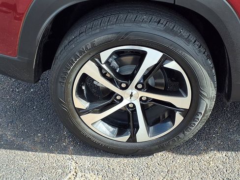 Used 2024 Chevrolet Trax RS FWD image 10