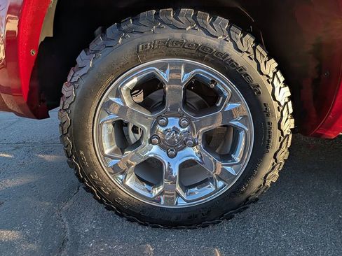 Used 2014 RAM 1500 Laramie w/ Convenience Group image 38