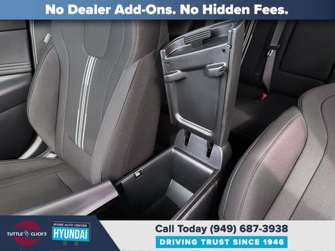 New 2026 Hyundai Elantra SEL Sport FWD image 18
