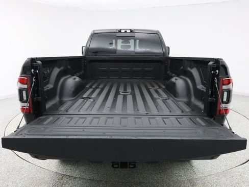 Used 2024 RAM 3500 Laramie w/ Night Edition image 20