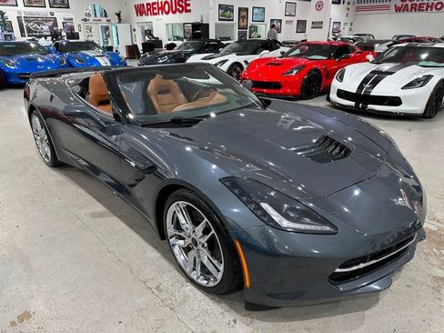 Used 2014 Chevrolet Corvette Stingray Convertible w/ 3LT Preferred Equipment Group RWD image 5
