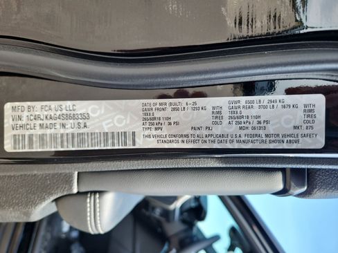 New 2025 Jeep Grand Cherokee L Altitude image 26