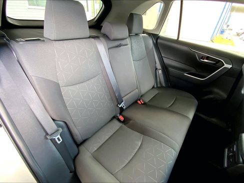 Used 2024 Toyota RAV4 XLE w/ Convenience Package FWD image 21