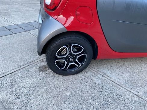 Used 2017 smart fortwo electric drive image 17