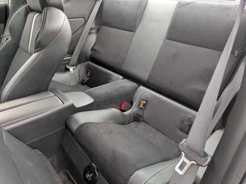 Used 2024 Toyota GR86 Premium image 16