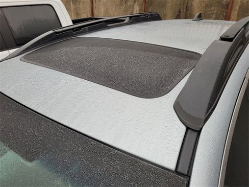 Used 2018 Subaru Outback 3.6R Limited image 6