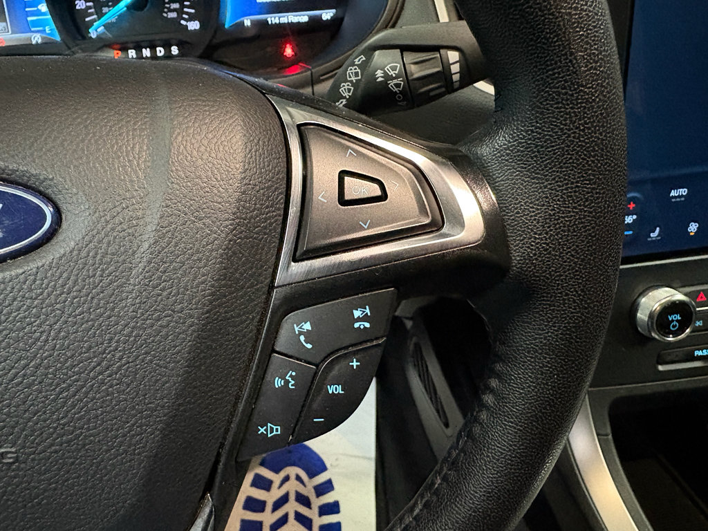 Used 2024 Ford Edge SEL AWD/4WD image 16