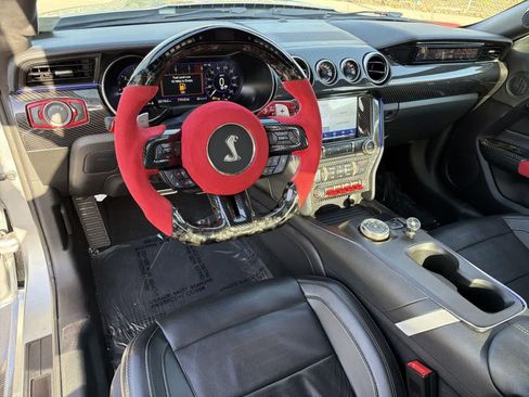 Used 2020 Ford Mustang Shelby GT500 w/ Technology Package image 15