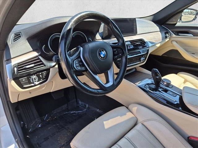 Used 2018 BMW 530e RWD image 10