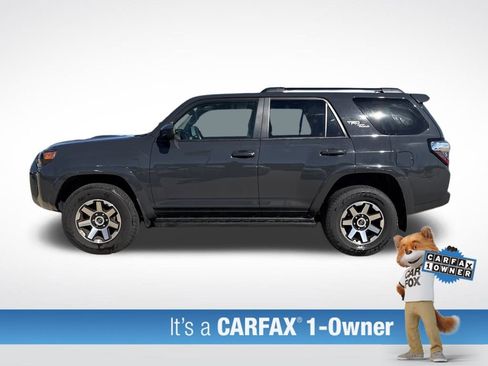 Used 2024 Toyota 4Runner TRD Off-Road image 2