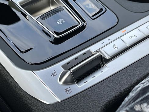 New 2026 Kia Carnival SX Prestige FWD image 38