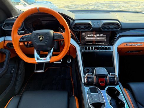 Used 2023 Lamborghini Urus S image 27