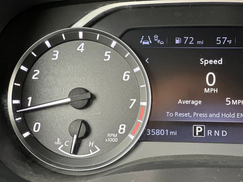 Used 2022 Nissan Frontier SV w/ SV Premium Package image 26